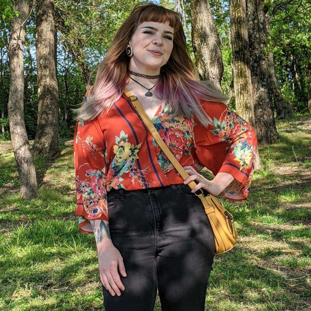 Meet your Posher, Ella